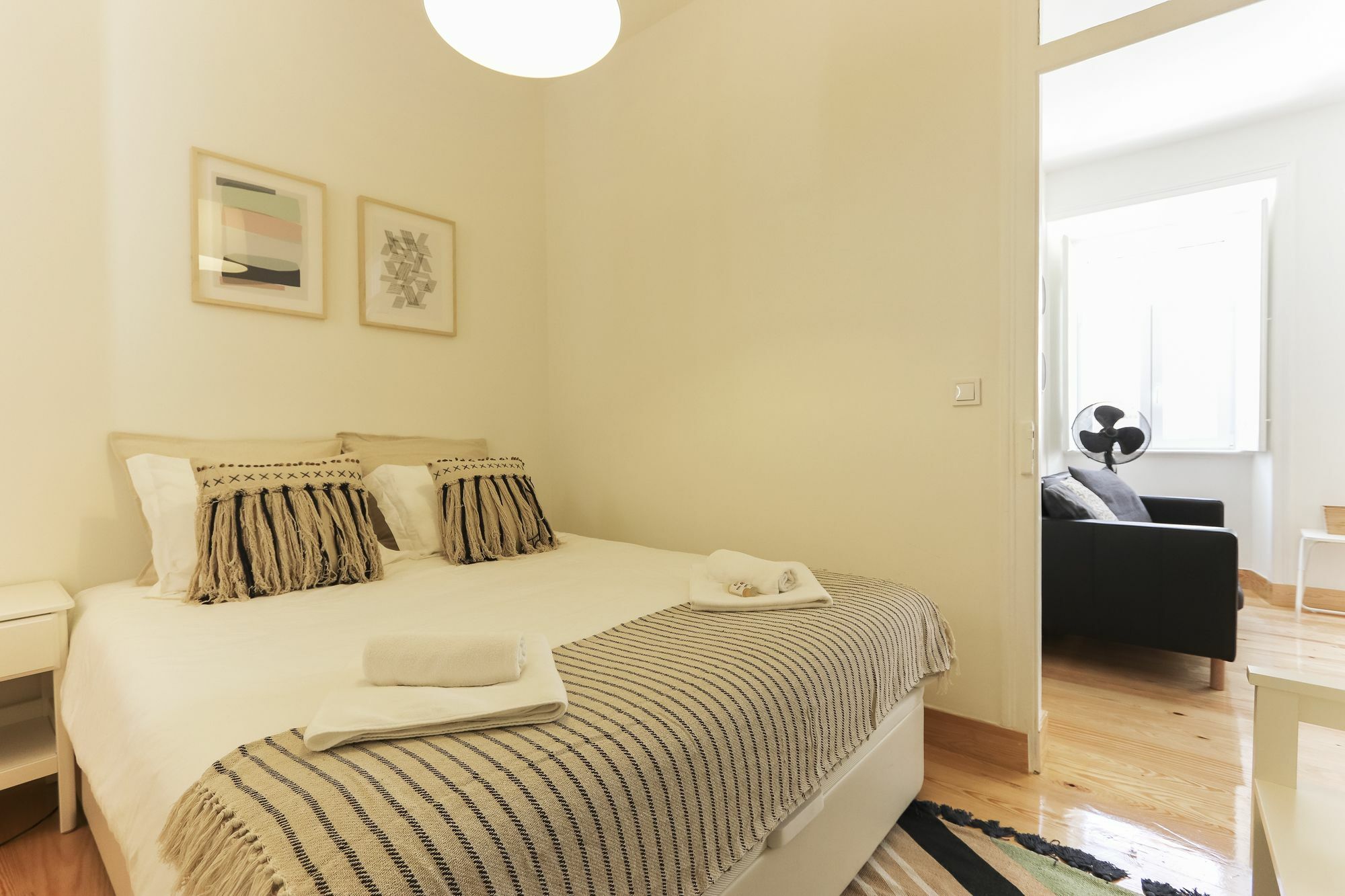 Bairro Alto Bright By Homing Apartment ลิสบอน ภายนอก รูปภาพ